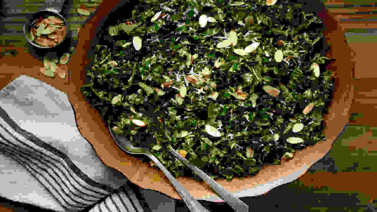 How To Cut Up Kale For Salads Or Cooking